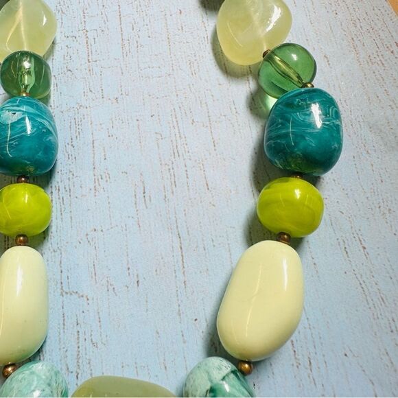 Green Beaded Necklace Bundle - Picture 3 of 3